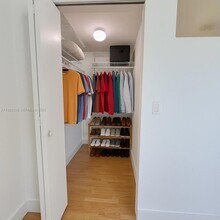 350 NE 24th St, Unit 909 in Miami, FL - Building Photo - Building Photo