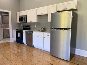 290 Chestnut St in Oneonta, NY - Building Photo - Building Photo
