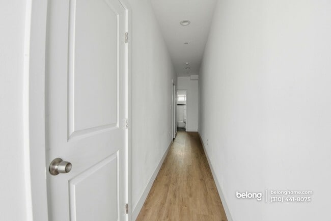 3918 Brighton Ave in Los Angeles, CA - Building Photo - Building Photo