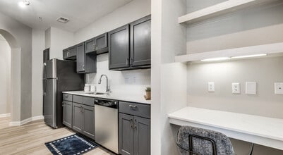 The Vincent in Dallas, TX - Building Photo - Building Photo