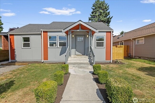 property at 110 Pelly Ave N