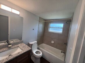 9322 Grandfield Rd in Thonotosassa, FL - Building Photo - Building Photo