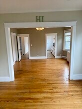 119 Airlie St, Unit 2nd Floor in Worcester, MA - Building Photo - Building Photo