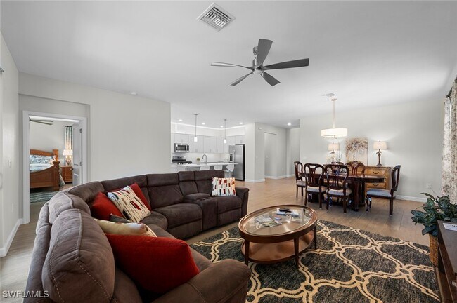 20569 Livery Ct in Estero, FL - Building Photo - Building Photo
