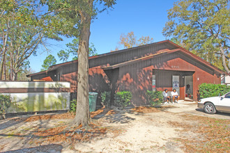 8395 Country Walk Dr in Pensacola, FL - Building Photo - Building Photo