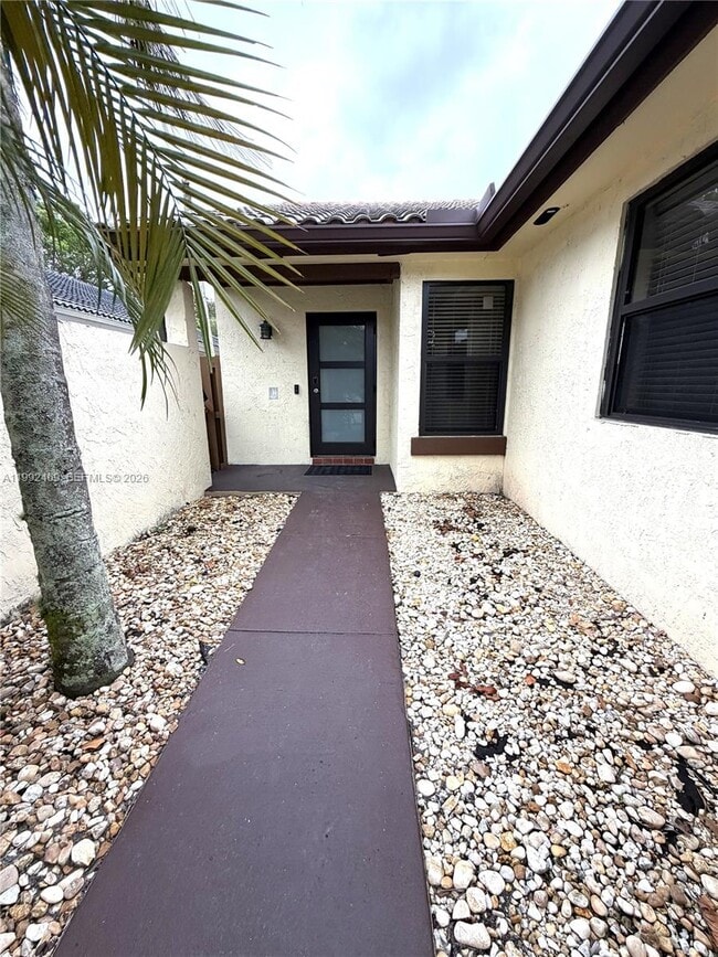 2159 Baton Rouge in Weston, FL - Building Photo - Building Photo
