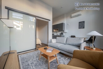 2245 NW 56th St in Seattle, WA - Building Photo - Building Photo