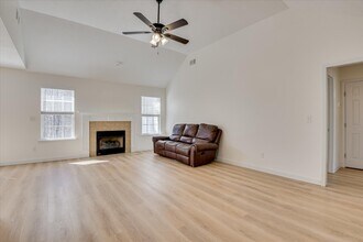 909 Watsonia Dr in Aiken, SC - Building Photo - Building Photo