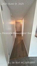 2425 Olive St in Bakersfield, CA - Building Photo - Building Photo