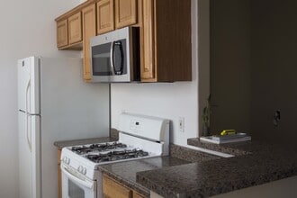 25105 Angelina Ln in Hayward, CA - Building Photo - Building Photo