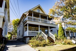 3286 W 84th St in Cleveland, OH - Building Photo