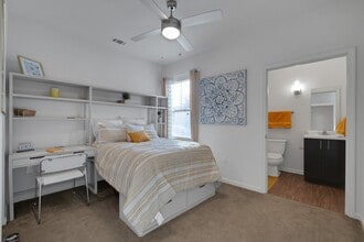 The Bloc in Lubbock, TX - Foto de edificio - Building Photo