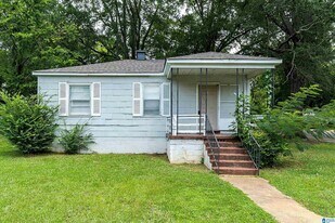 1272 Meadow Ln in Birmingham, AL - Building Photo