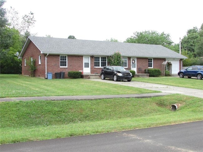 465 S Atcher St in Radcliff, KY - Building Photo - Building Photo