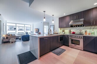 1400 Hudson St in Hoboken, NJ - Building Photo - Building Photo