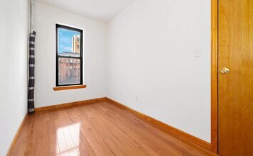 328 E 14th St in New York, NY - Building Photo - Building Photo