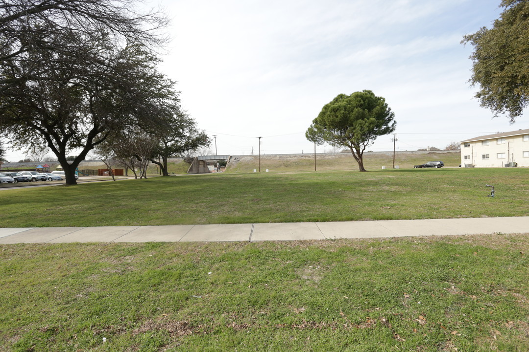 The Welose Apartments in Richardson, TX - Building Photo