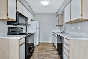 Country Walk in Mulvane, KS - Building Photo