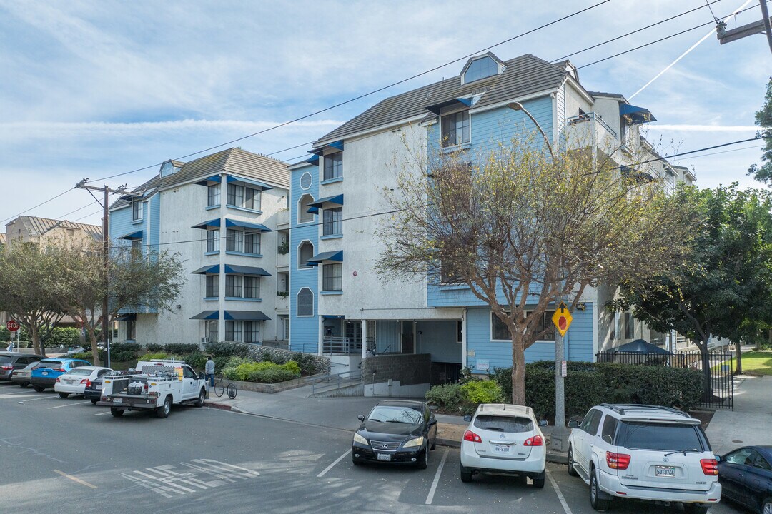 Oceangate Square in Long Beach, CA - Building Photo