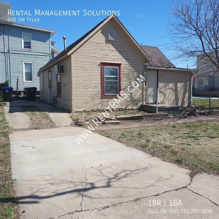 608 SW Tyler St in Topeka, KS - Building Photo