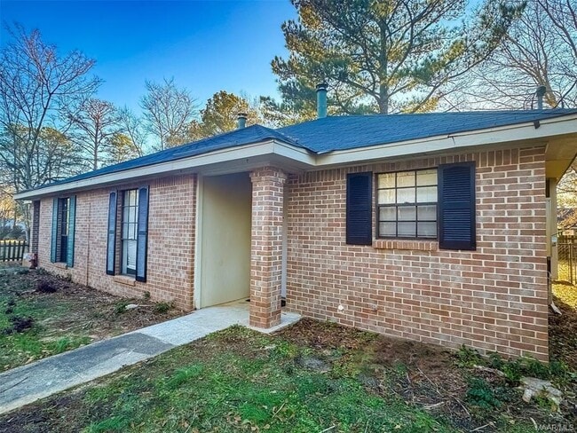 property at 463 Durden Rd
