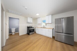 7721 Janet Ave in Riverside, CA - Building Photo