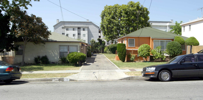 722 W Beach Ave in Inglewood, CA - Building Photo - Building Photo