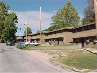 Cave Spring Apartments in Anderson, MO - Building Photo - Building Photo