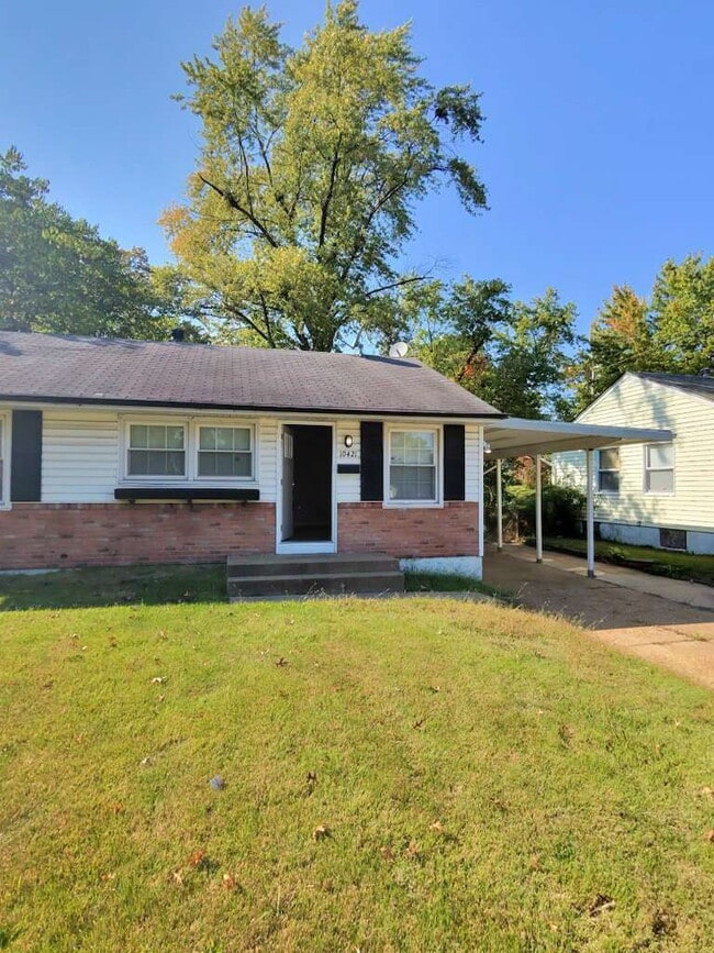 property at 10421 Renfrew Dr
