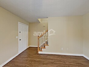 1124 Benton Mason Dr in La Vergne, TN - Building Photo - Building Photo