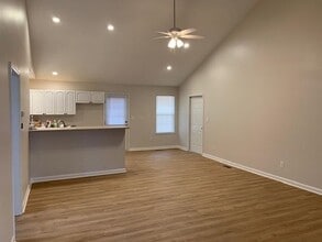 113 Phoenix Dr in Eatonton, GA - Building Photo - Building Photo