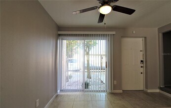 2741 Hope St in Sarasota, FL - Building Photo - Building Photo