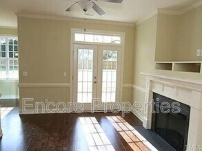 710 Barlang Circle in Fuquay Varina, NC - Building Photo - Building Photo