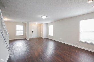 12668 Courage Crossing in Fishers, IN - Building Photo - Building Photo