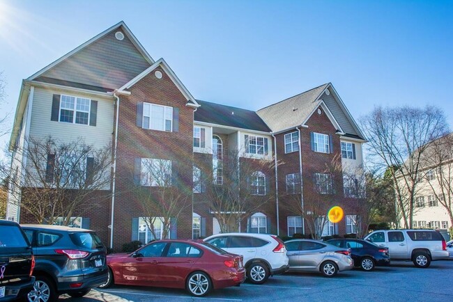 property at 6981 Hanesbrook Cir