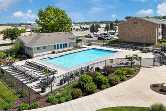 Park at Nine23 in Cedar Falls, IA - Building Photo - Building Photo