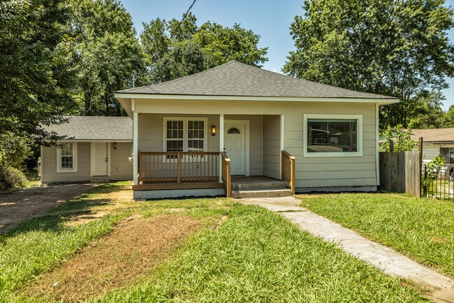 property at 514 S Broadway
