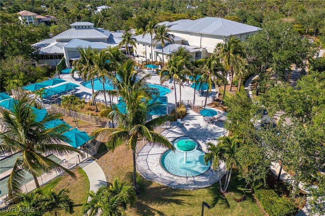 20930 Island Sound Cir in Estero, FL - Building Photo