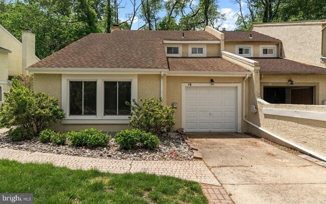 property at 41 Peregrine Dr