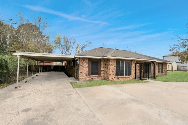 13610 Furman Rd in Houston, TX - Building Photo - Building Photo