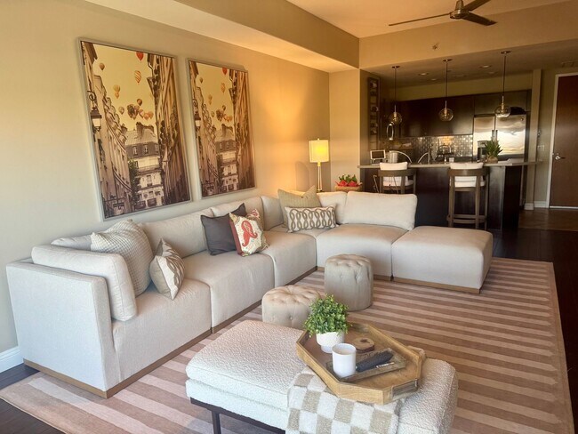8255 Las Vegas Blvd in Las Vegas, NV - Building Photo - Building Photo