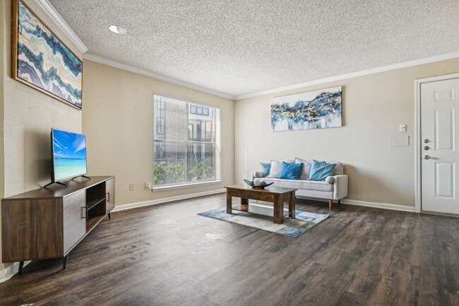 The Glen at Highpoint in Dallas, TX - Foto de edificio - Building Photo