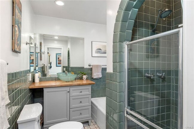property at 5102 E Ocean Blvd