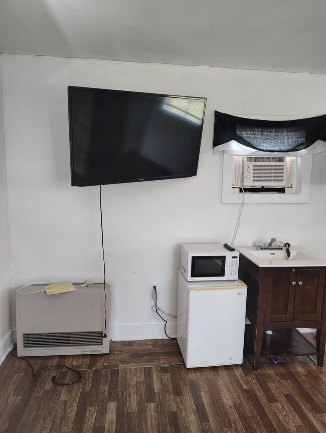 398 Cook Rd in Ronda, NC - Building Photo - Building Photo