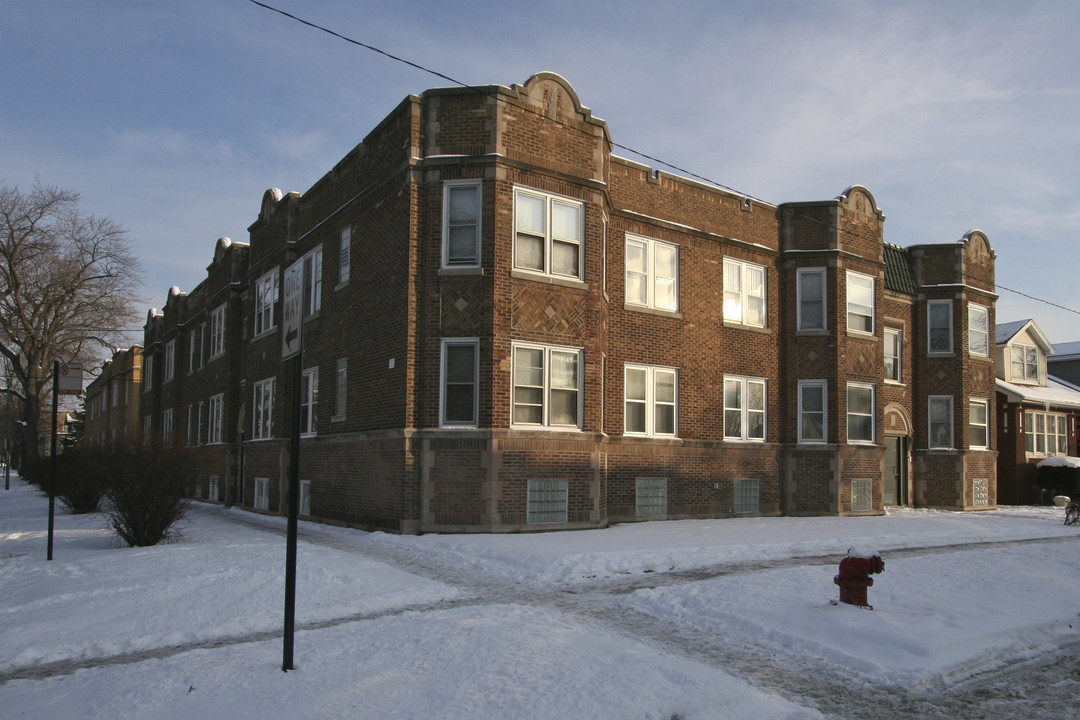 4852-4854 W Belden Ave in Chicago, IL - Building Photo