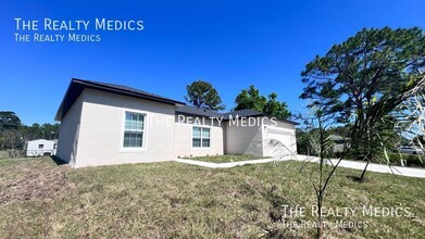 1199 Sanchez St SE in Palm Bay, FL - Building Photo - Building Photo