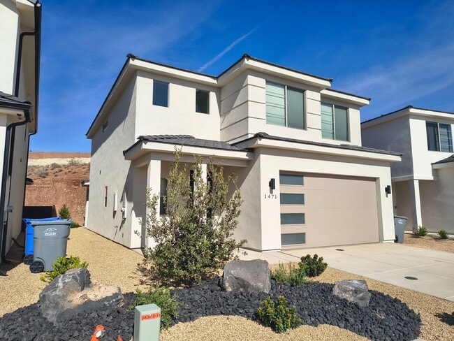 property at 1471 E White Desert Dr