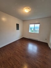 5417 Lost Lake Rd in Nanaimo, BC - Building Photo - Building Photo