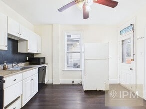 28 N Grant St in Manheim, PA - Building Photo - Building Photo