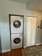 2253 W Rosemont Ave in Chicago, IL - Building Photo - Building Photo